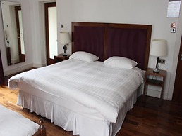 The Lombard Pub & Townhouse