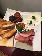 The Lombard Pub & Townhouse