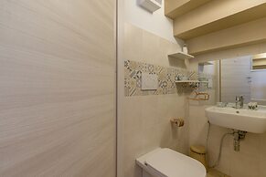 Giardino Giusti House & Court