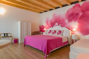 Giardino Giusti House & Court