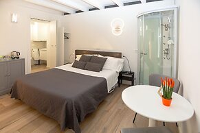 Giardino Giusti House & Court