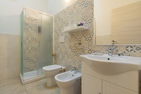 Giardino Giusti House & Court