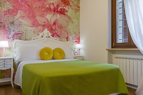 Giardino Giusti House & Court