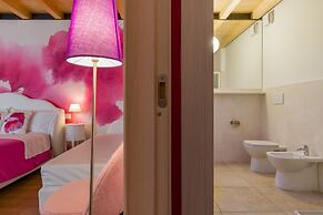 Giardino Giusti House & Court