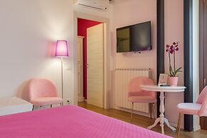 Giardino Giusti House & Court