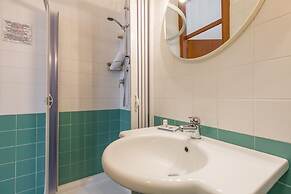 Giardino Giusti House & Court