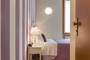 Giardino Giusti House & Court