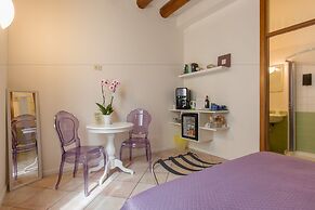 Giardino Giusti House & Court