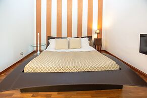 Giardino Giusti House & Court