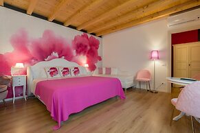 Giardino Giusti House & Court