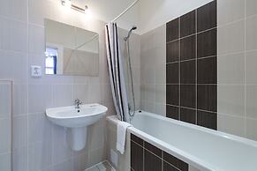 Royal Road Residence