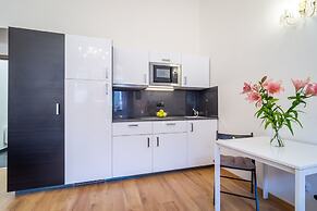 Royal Road Residence