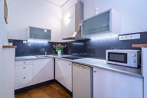 Royal Road Residence