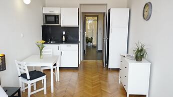 Royal Road Residence