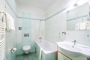 Royal Road Residence