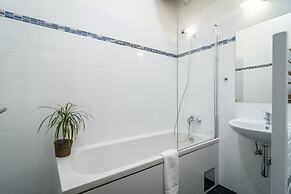 Royal Road Residence