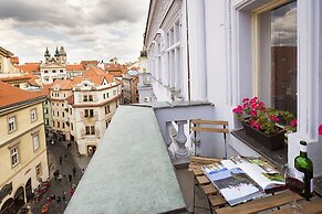 Royal Road Residence