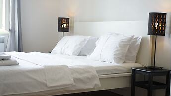 Royal Road Residence