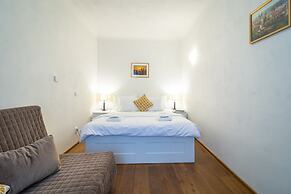 Royal Road Residence