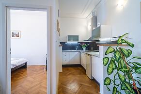 Royal Road Residence