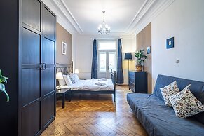 Royal Road Residence