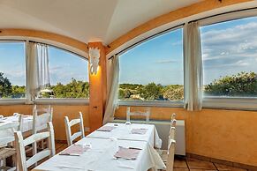 Sant'Elmo Beach Hotel