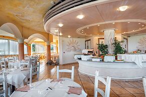 Sant'Elmo Beach Hotel