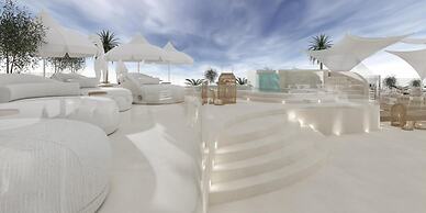 Hi Hotels Sirmione - Lakeview Pool