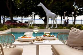 Hi Hotels Sirmione - Lakeview Pool