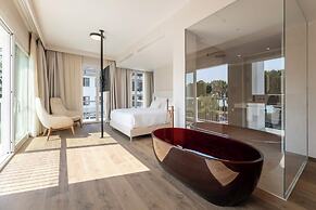 Hi Hotels Sirmione - Lakeview Pool