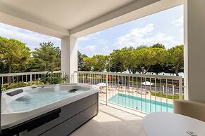 Hi Hotels Sirmione - Lakeview Pool