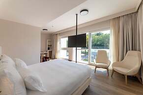 Hi Hotels Sirmione - Lakeview Pool