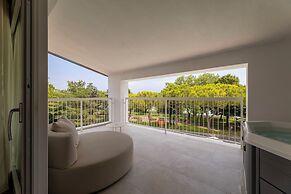 Hi Hotels Sirmione - Lakeview Pool
