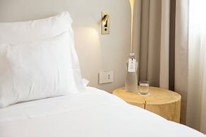 Hi Hotels Sirmione - Lakeview Pool