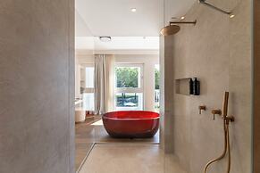 Hi Hotels Sirmione - Lakeview Pool