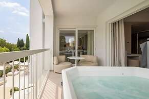 Hi Hotels Sirmione - Lakeview Pool