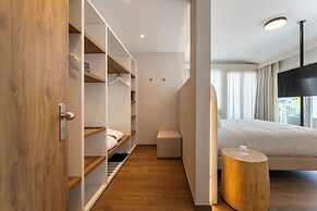 Hi Hotels Sirmione - Lakeview Pool
