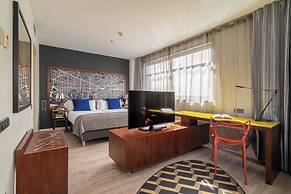 Naitly Barcelona Poblenou