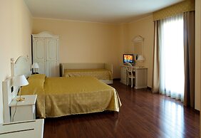 International Hotel Iseo