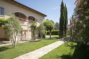 Guadalupe Tuscany Resort