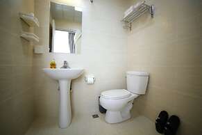 Sicily Hotel - Beijing Railway Station Temple of Heaven Dongmen Subway