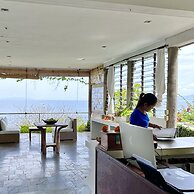 Bloo Lagoon Eco Village