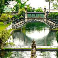 Bloo Lagoon Eco Village