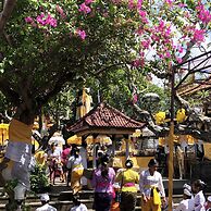 Bloo Lagoon Eco Village