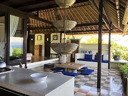 Bloo Lagoon Eco Village