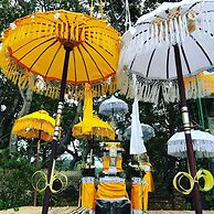 Bloo Lagoon Eco Village