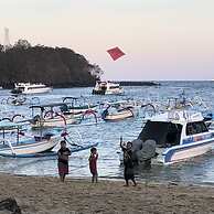 Bloo Lagoon Eco Village
