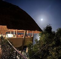 Bloo Lagoon Eco Village