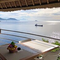 Bloo Lagoon Eco Village