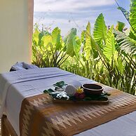 Bloo Lagoon Eco Village